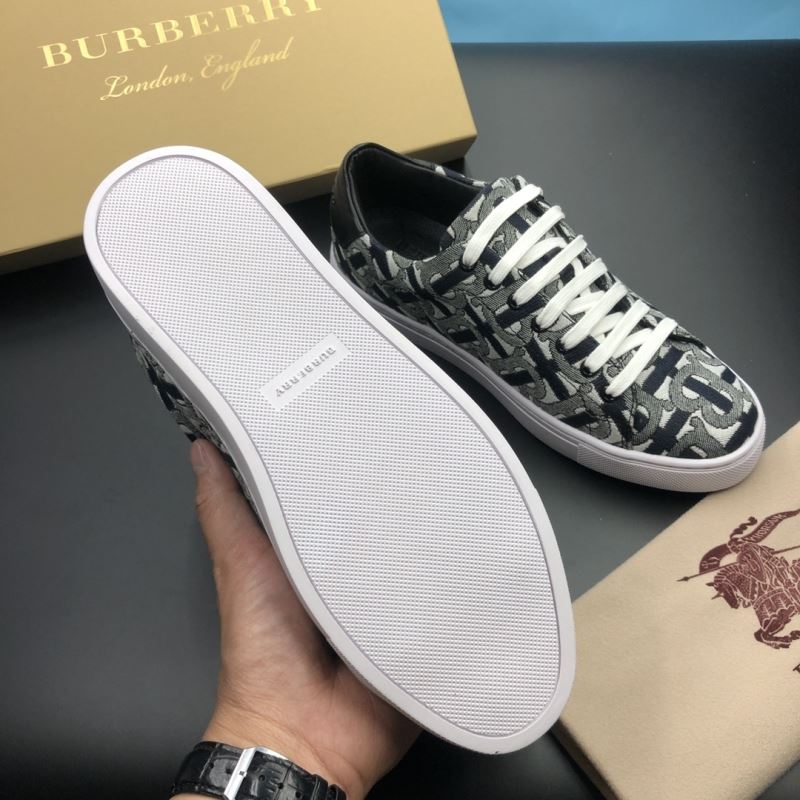 Burberry Low Shoes